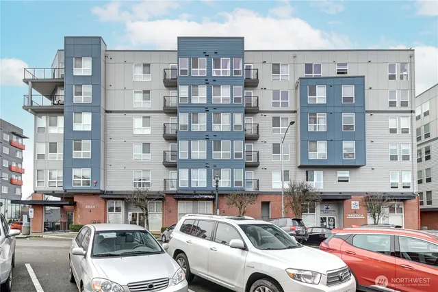 $295,950 | 2824 Grand Avenue, Unit A104, Everett, WA 98201