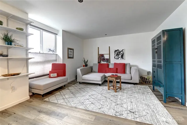 $295,950 | 2824 Grand Avenue, Unit A104, Everett, WA 98201