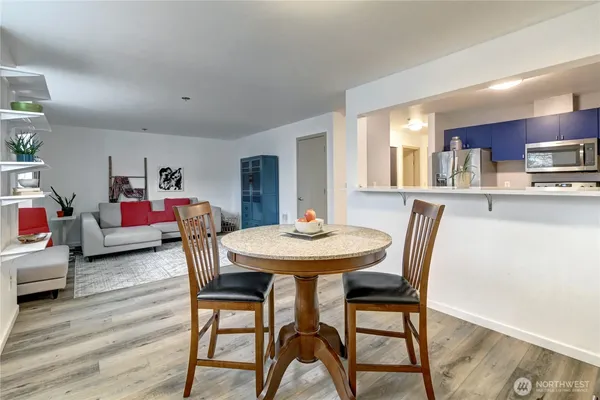 $295,950 | 2824 Grand Avenue, Unit A104, Everett, WA 98201