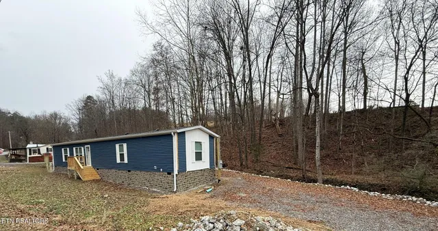 $209,000 | 596 Old Long Hollow Road, La Follette, TN 37766