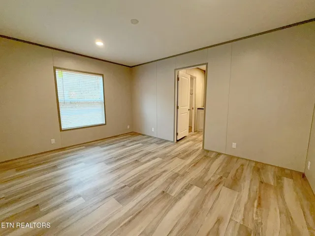 $209,000 | 596 Old Long Hollow Road, La Follette, TN 37766