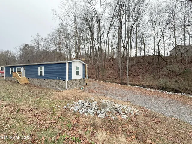 $209,000 | 596 Old Long Hollow Road, La Follette, TN 37766