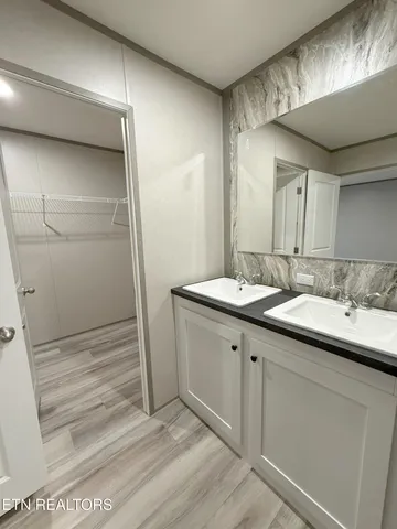 $209,000 | 596 Old Long Hollow Road, La Follette, TN 37766