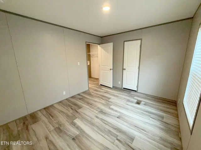 $209,000 | 596 Old Long Hollow Road, La Follette, TN 37766