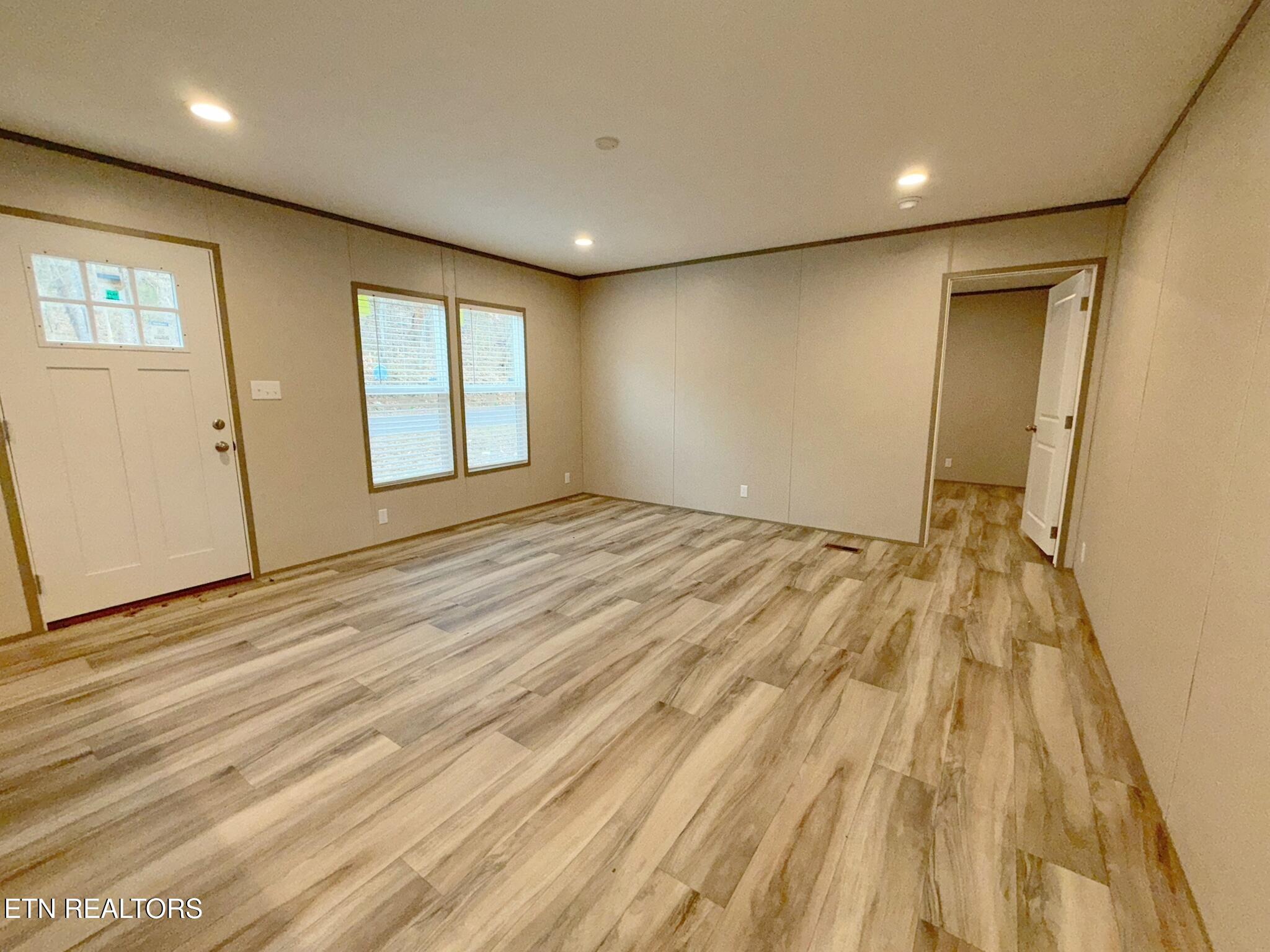 596 Old Long Hollow Road La Follette, TN 37766 - Photo 3 of 34 IMG_2210