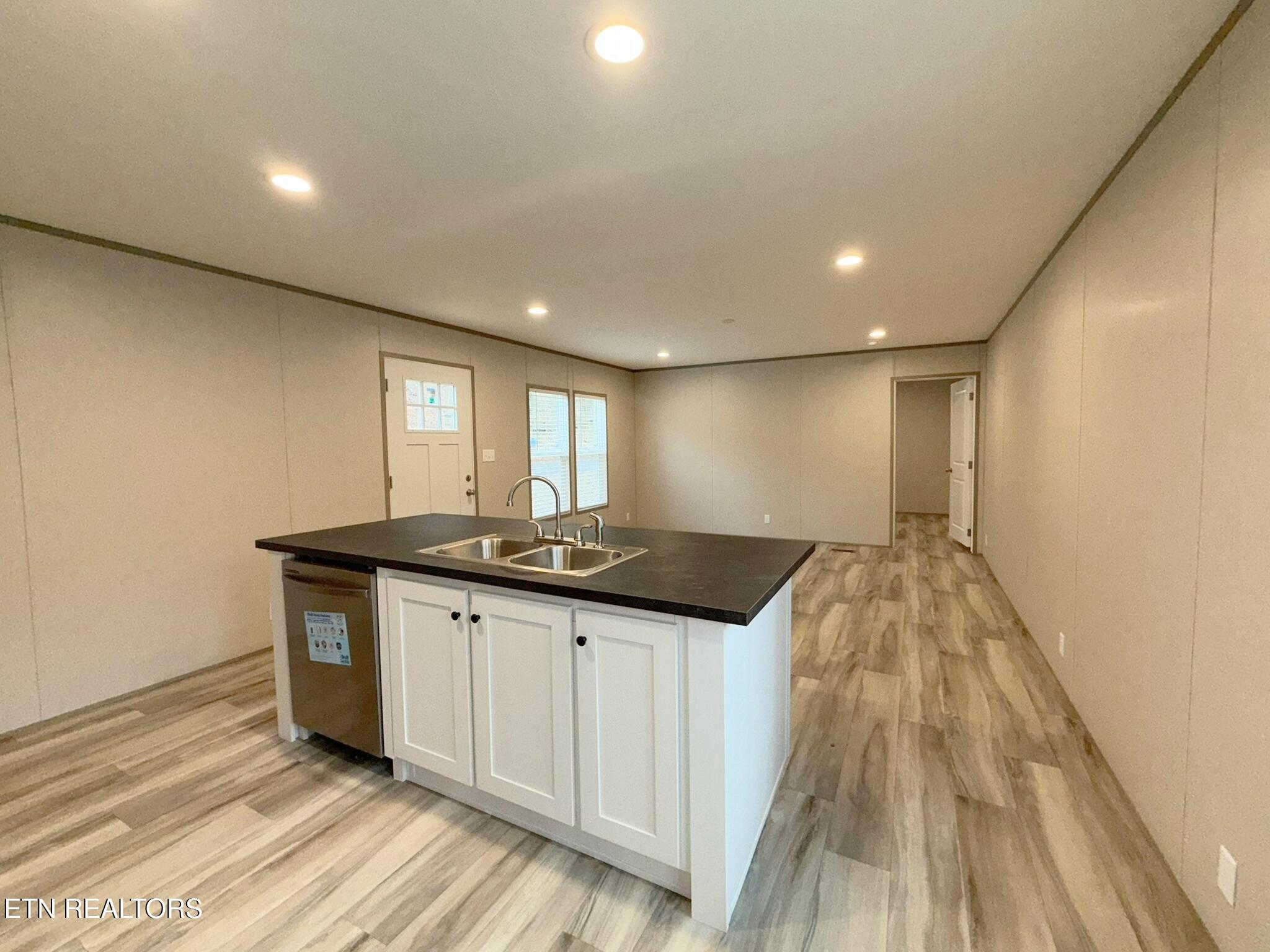 596 Old Long Hollow Road La Follette, TN 37766 - Photo 5 of 34 IMG_2213