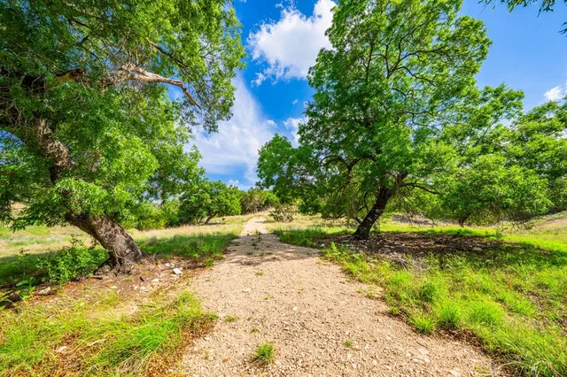 $289,000 | 180 Hermosa Road Southwest, Hunt, TX 78024