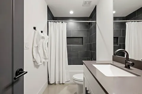 $669,000 | 3700 Clawson Road, Unit 501, Austin, TX 78704