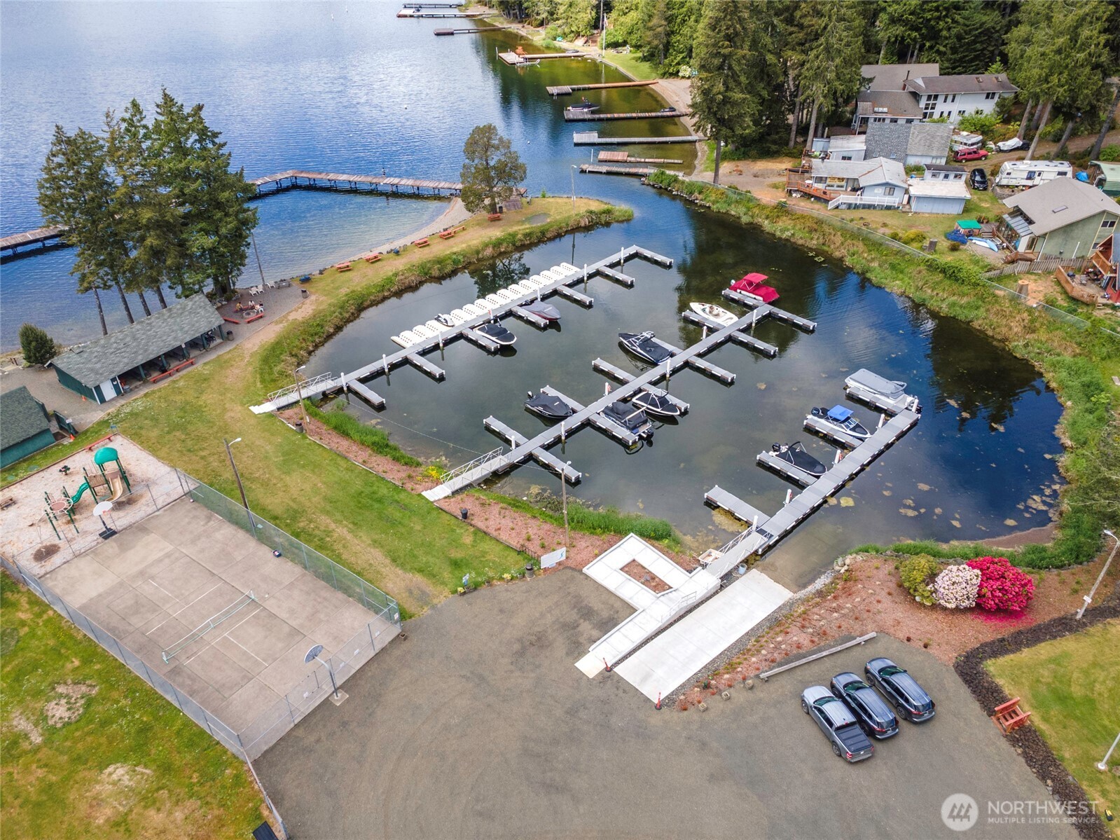 21 Shore Court Grapeview, WA 98546 - Photo 31 of 34