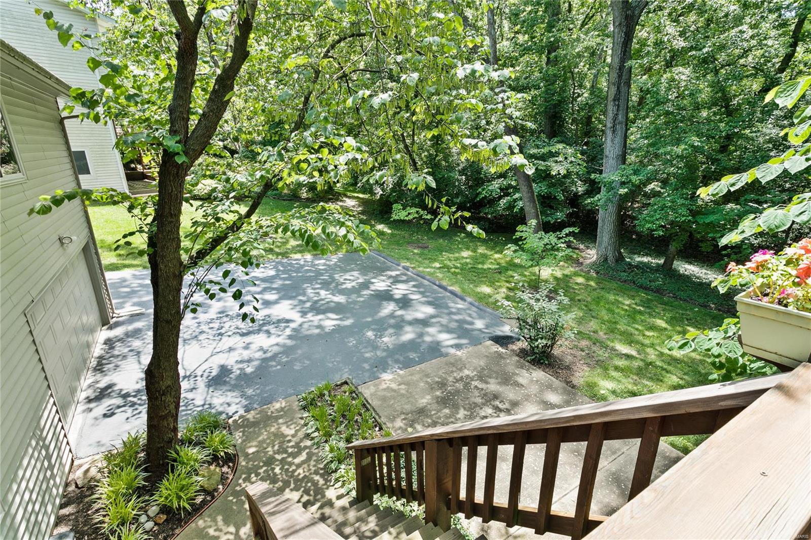 1224 Dunloe Road Ballwin, MO 63021 - Photo 35 of 43 Gallery Image 35