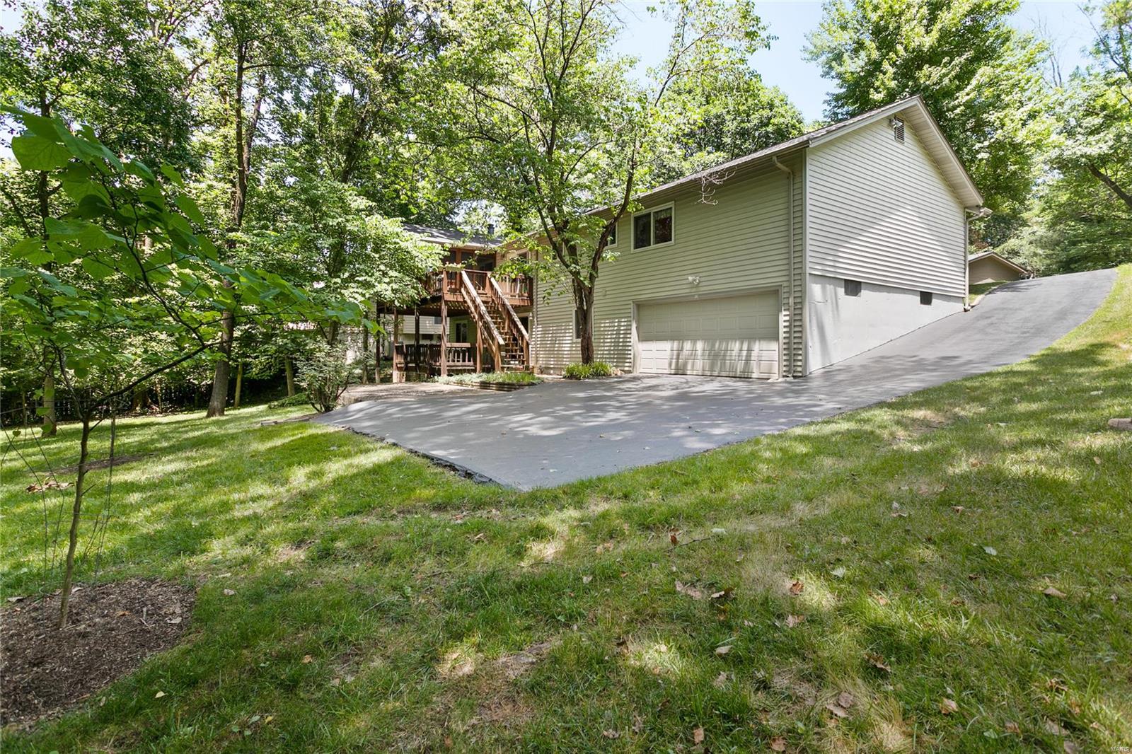1224 Dunloe Road Ballwin, MO 63021 - Photo 43 of 43 Gallery Image 43