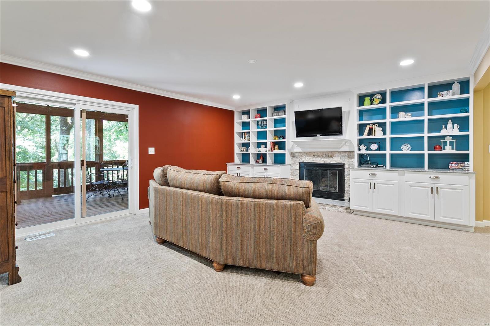 1224 Dunloe Road Ballwin, MO 63021 - Photo 6 of 43 Gallery Image 6