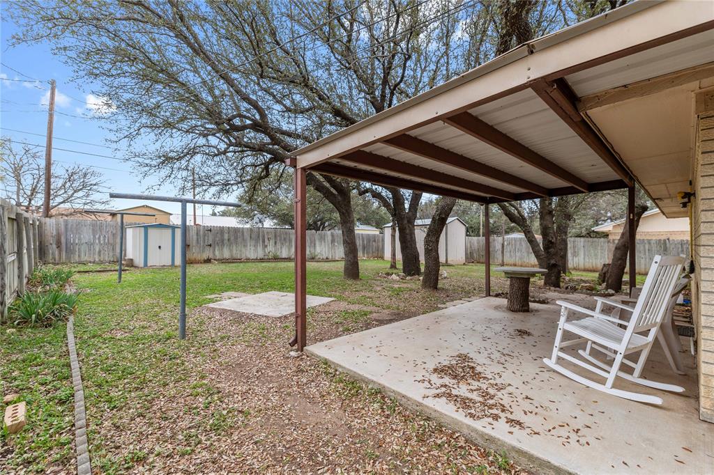 2106 Calvert Road Brownwood, TX 76801 - Photo 18 of 31