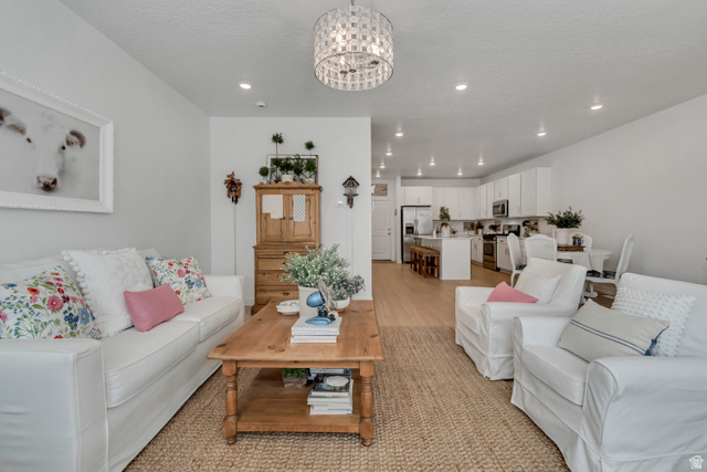 10036 Limestone Way Highland, UT 84003 - Photo 7 of 56