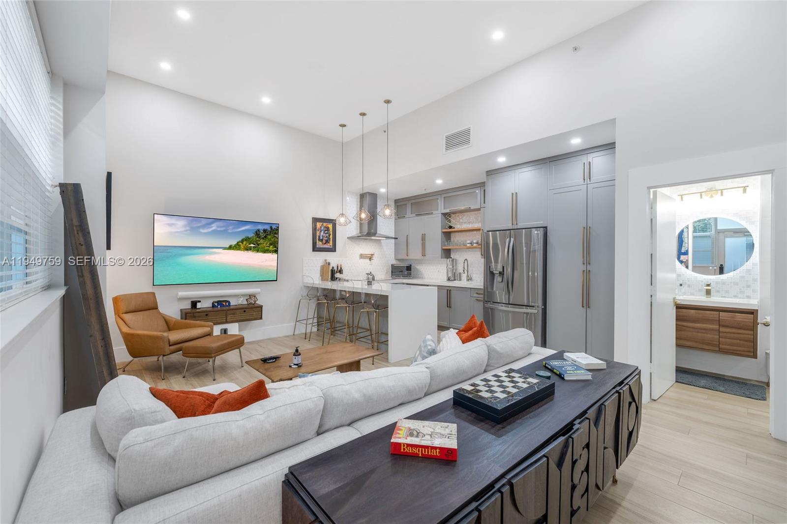 935 Euclid Avenue, Unit 5 Miami Beach, FL 33139 - Photo 2 of 22