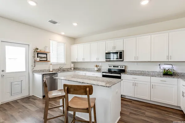 $359,900 | 10203 Band Wagon, Converse, TX 78109