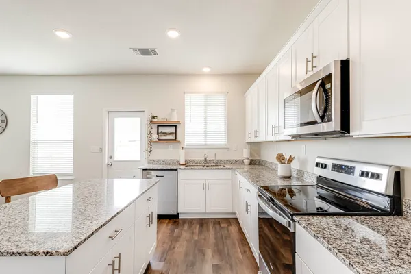 $359,900 | 10203 Band Wagon, Converse, TX 78109