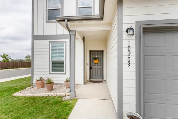 $359,900 | 10203 Band Wagon, Converse, TX 78109