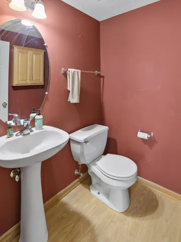 $349,900 | 5130 Holly Lane North, Unit 2, Plymouth, MN 55446