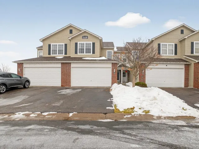 $349,900 | 5130 Holly Lane North, Unit 2, Plymouth, MN 55446