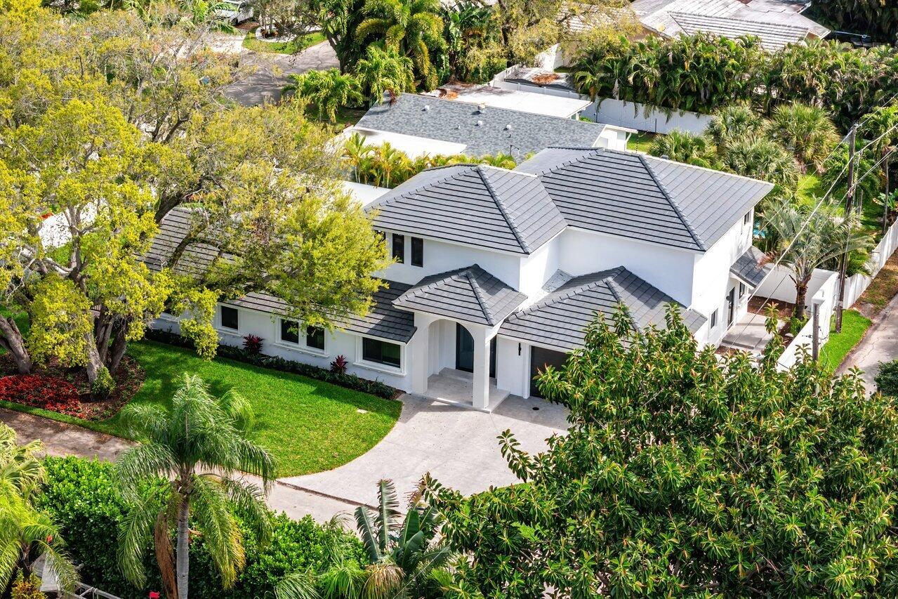 2050 Isabel Rd Oeste Boca Raton, FL 33486 - Photo 2 of 36 078-2050IsabelRoadOeste-BocaRaton-FL-334