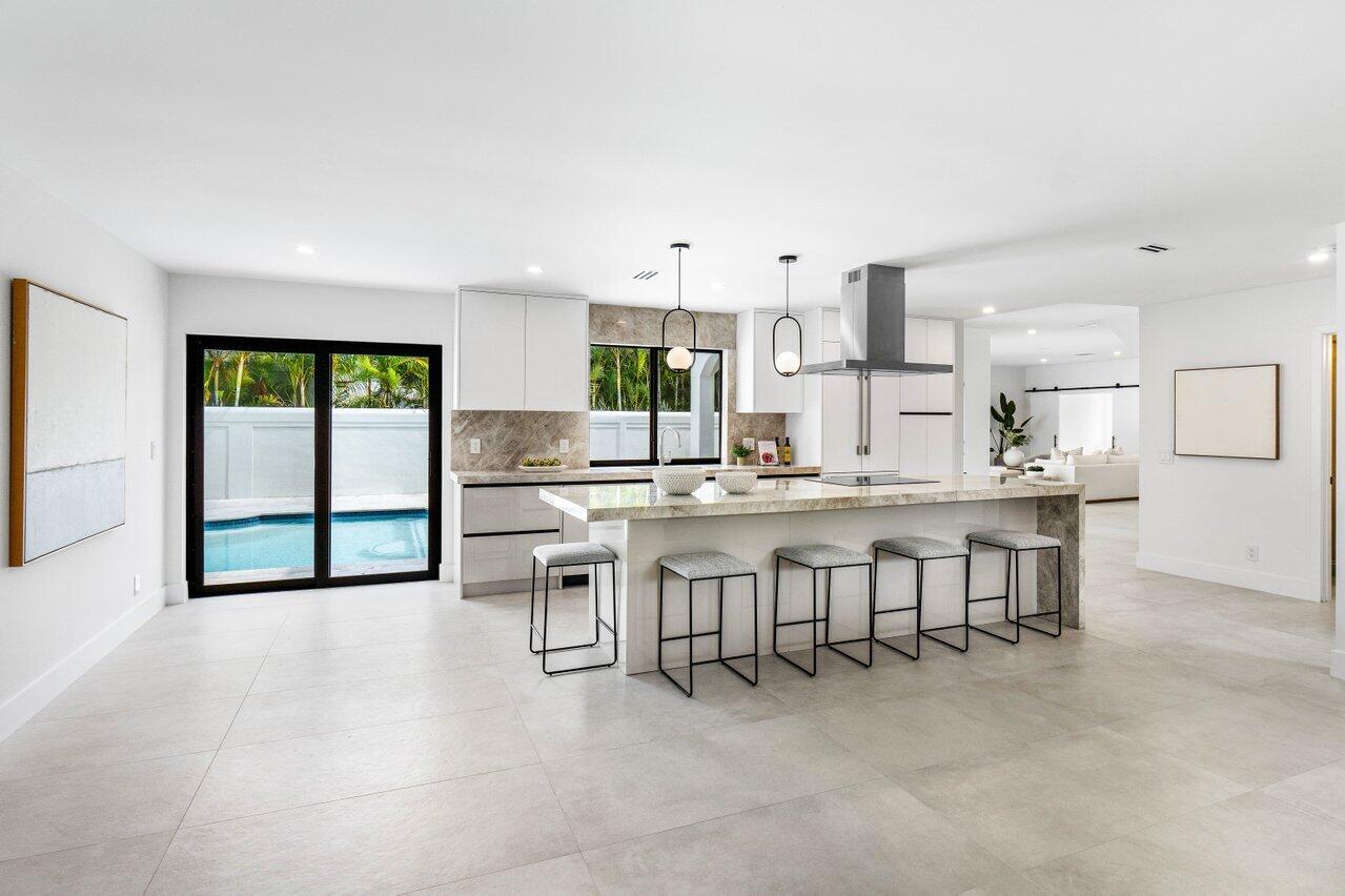 2050 Isabel Rd Oeste Boca Raton, FL 33486 - Photo 5 of 36 008-2050IsabelRoadOeste-BocaRaton-FL-334