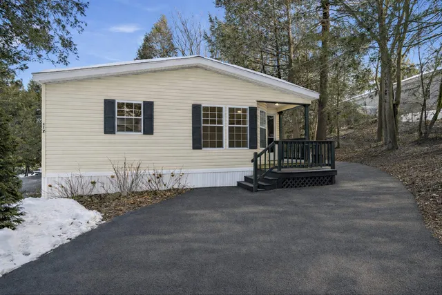 $250,000 | 117 Logan Drive, Laconia, NH 03246