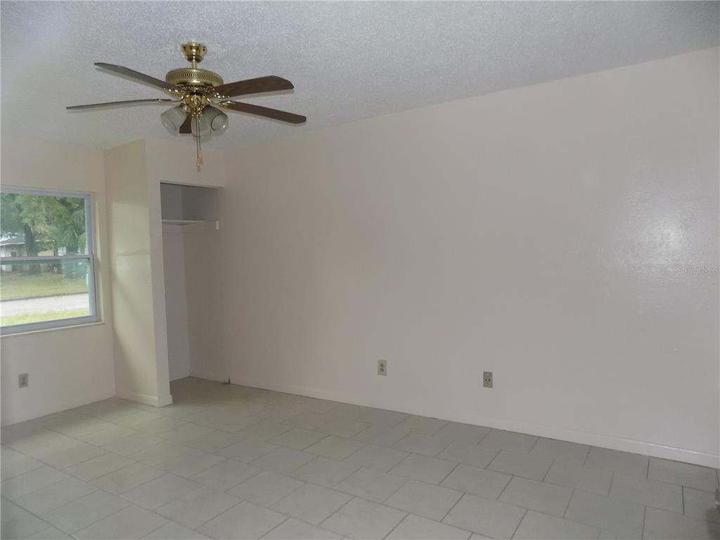6124 Southwest 10th Place, Unit A Gainesville, FL 32607 - Photo 10 of 22