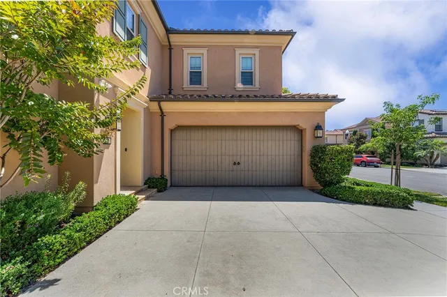 a house view with a garden