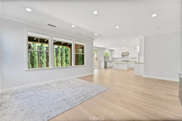 $6,700 | 59 Parkdale, Irvine, CA 92620