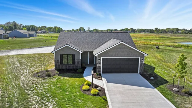 $329,900 | 1483 Marsh Deer Run, Huntertown, IN 46748