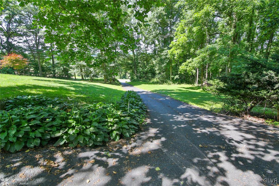 180 True Blue Road Bangor, PA 18013 - Photo 4 of 35 Gallery Image 4