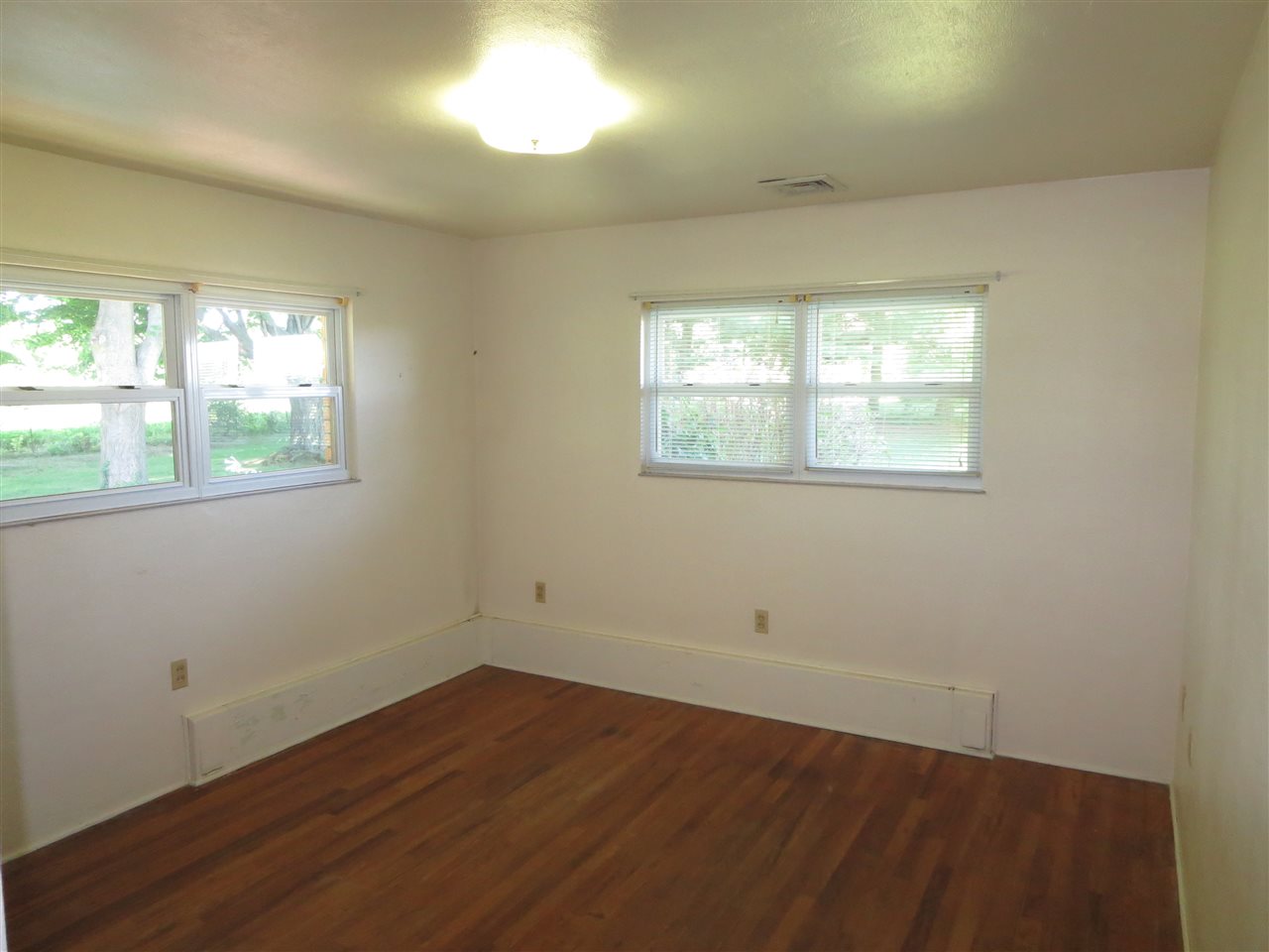 19070 Miller Road South Bend, IN 46614 - Photo 8 of 24 Gallery Image 8