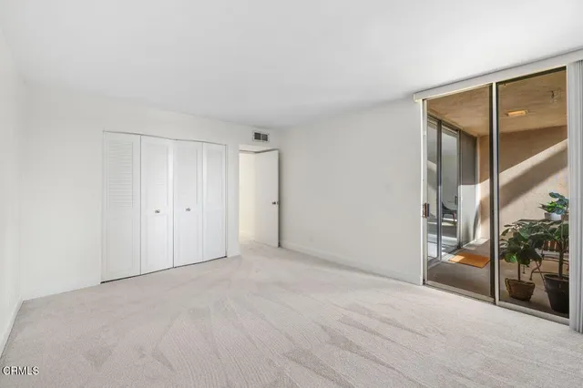 $650,000 | 5411 Tyrone Avenue, Unit 202, Sherman Oaks, CA 91401