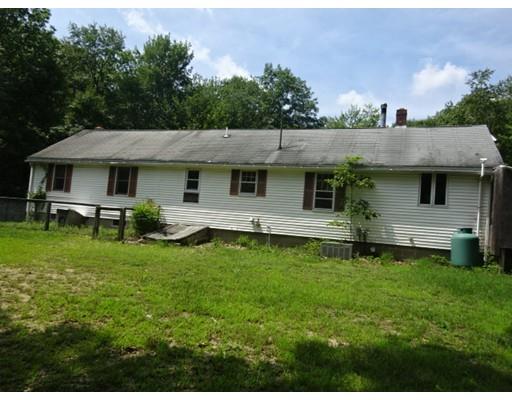 163 Barker Hill Road Townsend, MA 01469 - Photo 2 of 20 Gallery Image 2