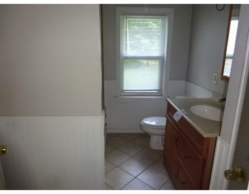 163 Barker Hill Road Townsend, MA 01469 - Photo 4 of 20 Gallery Image 4