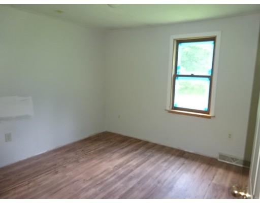 163 Barker Hill Road Townsend, MA 01469 - Photo 6 of 20 Gallery Image 6