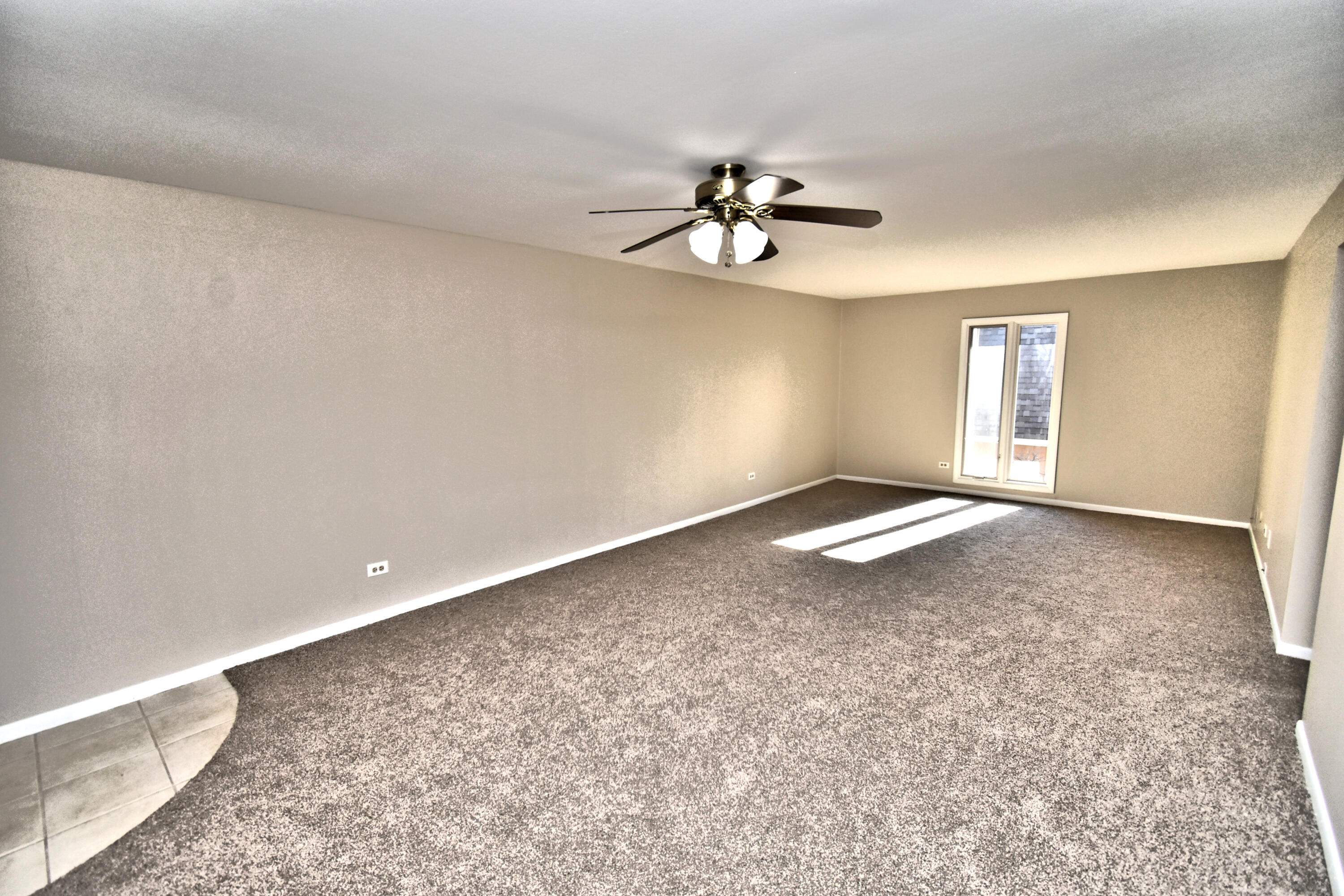 410 Old Stone Road, Unit I6 Munster, IN 46321 - Photo 3 of 15 3000x2001