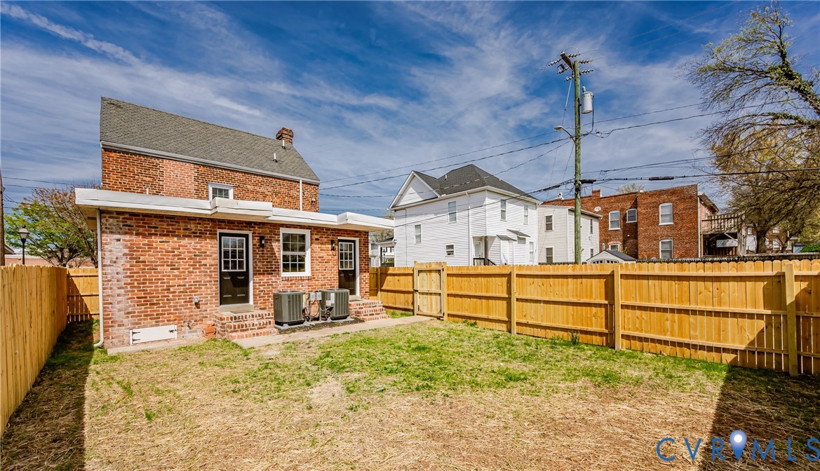 1400 Decatur Street Richmond, VA 23224 - Photo 48 of 49 a view of a house with a wooden deck