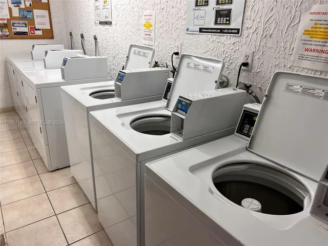 $2,350 | 200 Leslie Drive, Unit 903, Hallandale Beach, FL 33009