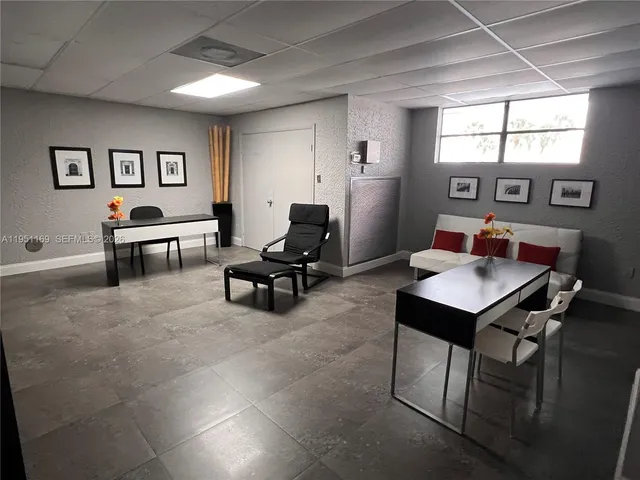 $2,350 | 200 Leslie Drive, Unit 903, Hallandale Beach, FL 33009