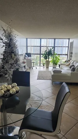 $2,350 | 200 Leslie Drive, Unit 903, Hallandale Beach, FL 33009