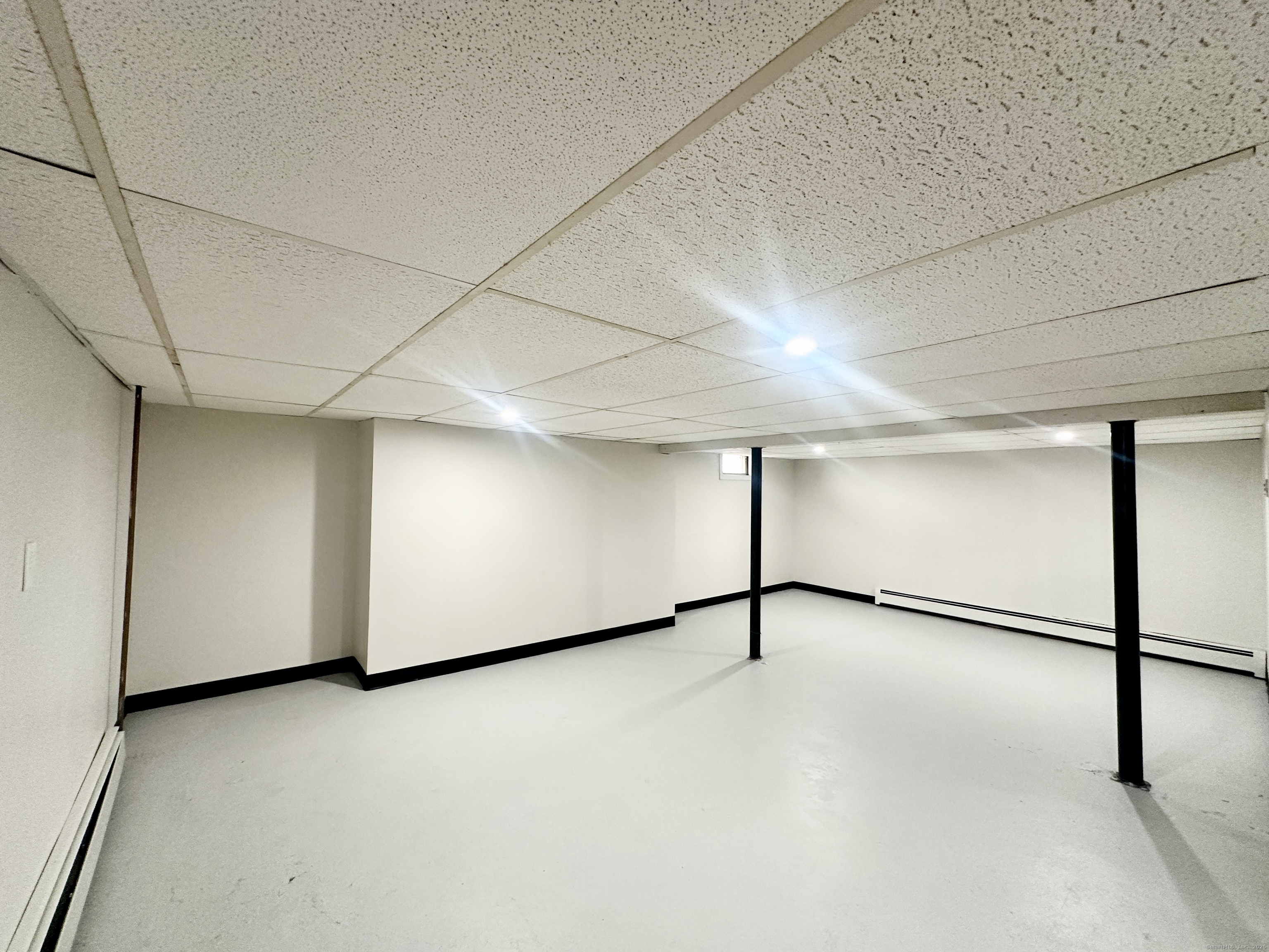 9 Eleanor Road Enfield, CT 06082 - Photo 30 of 32 a view of an empty room