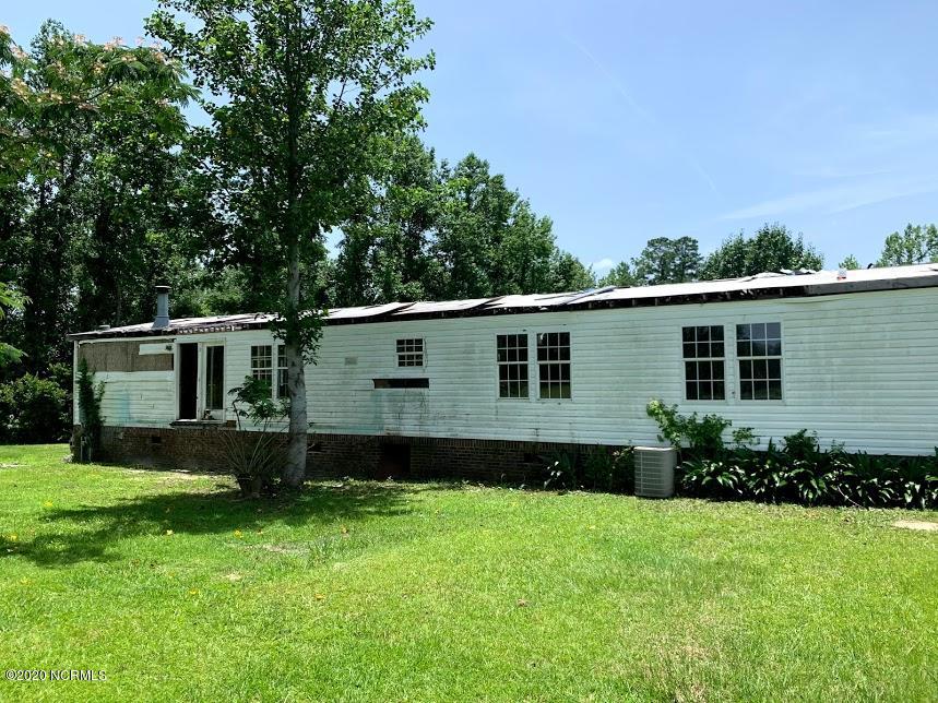 441 Swamp Road Havelock, NC 28532 - Photo 10 of 16 House needs new roof