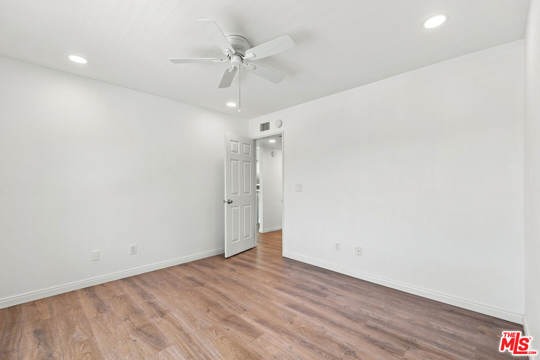 4355 Chaumont Road Los Angeles, CA 91364 - Photo 35 of 51 Gallery Image 35