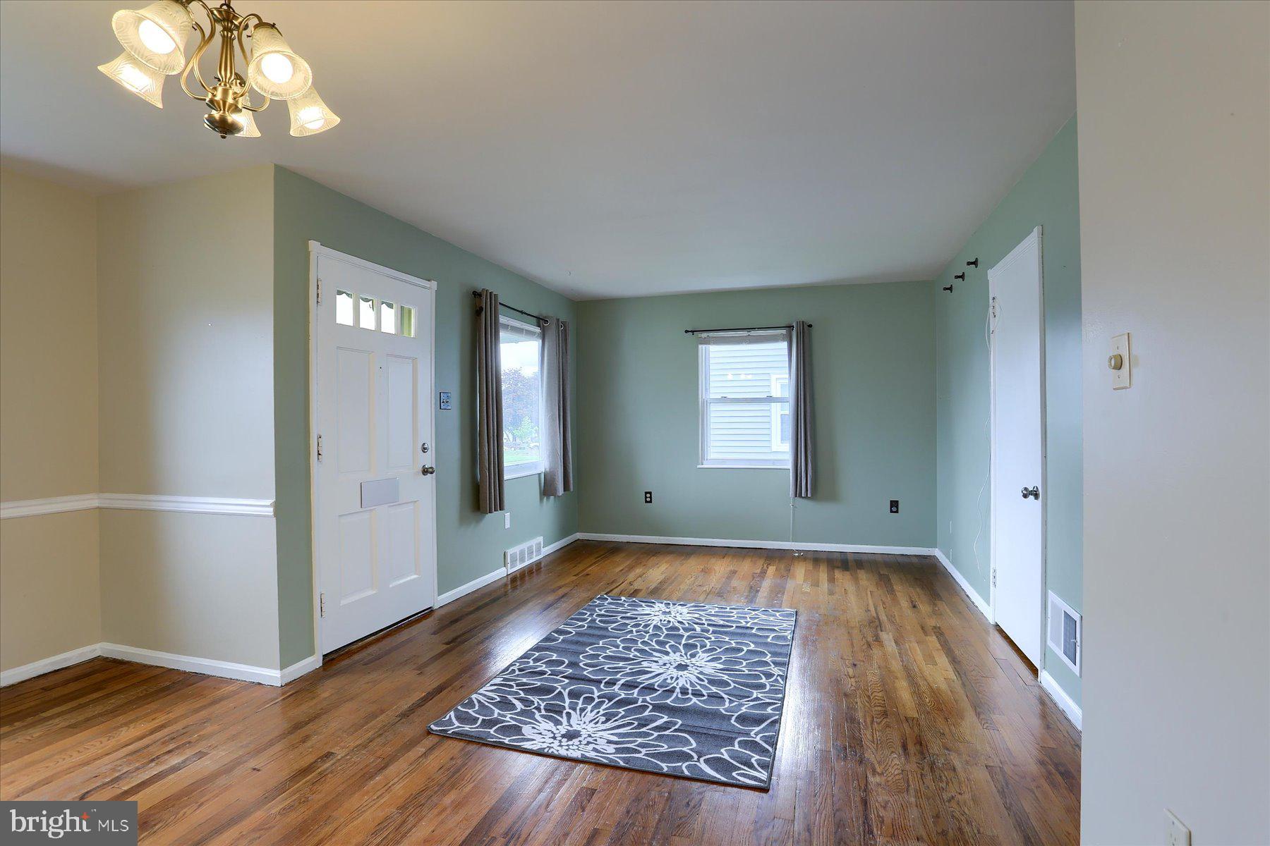 1307 Kingsley Road Camp Hill, PA 17011 - Photo 6 of 30