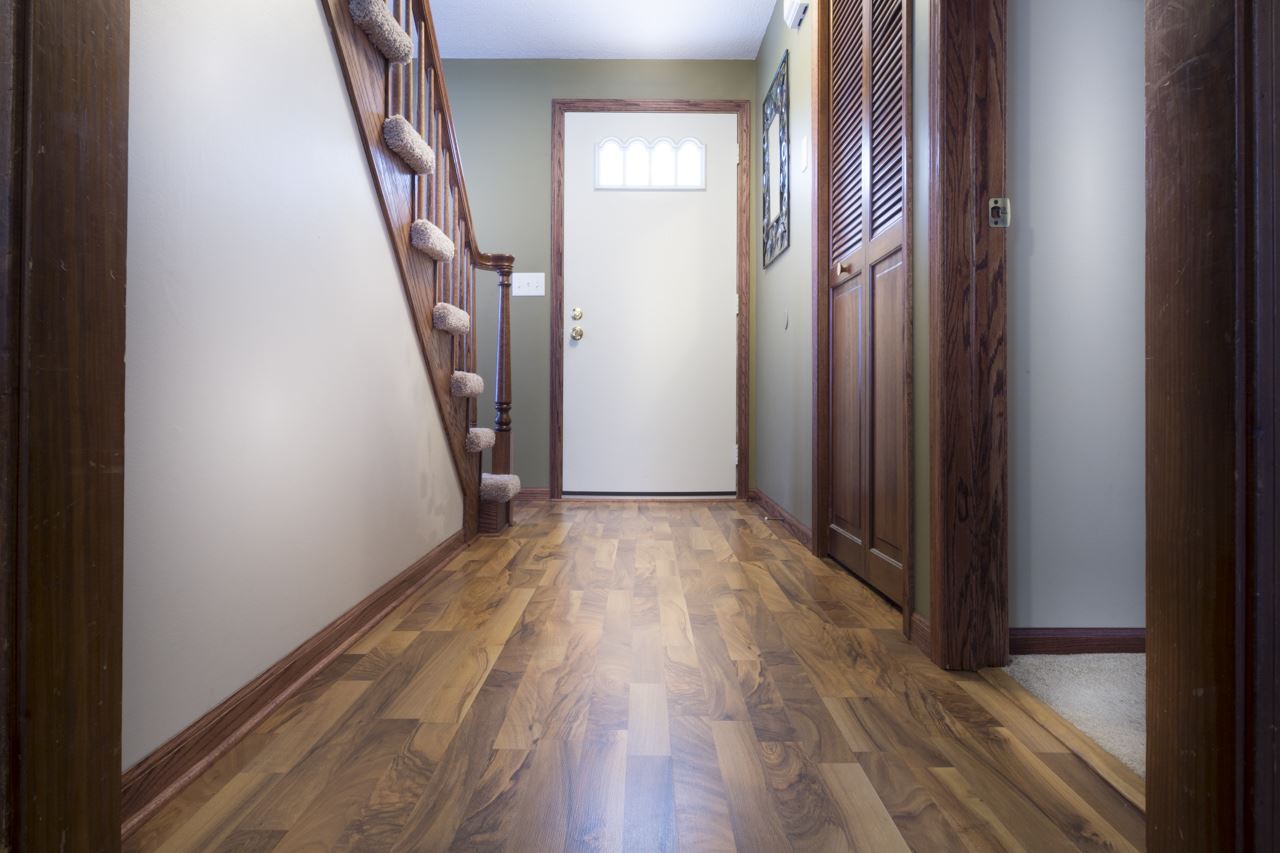 9816 Saratoga Road Fort Wayne, IN 46804 - Photo 11 of 34 Gallery Image 11