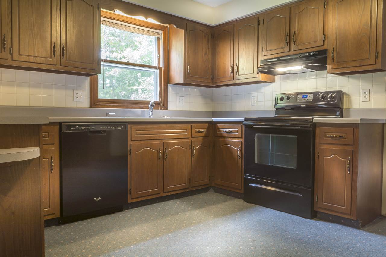 9816 Saratoga Road Fort Wayne, IN 46804 - Photo 17 of 34 Gallery Image 17