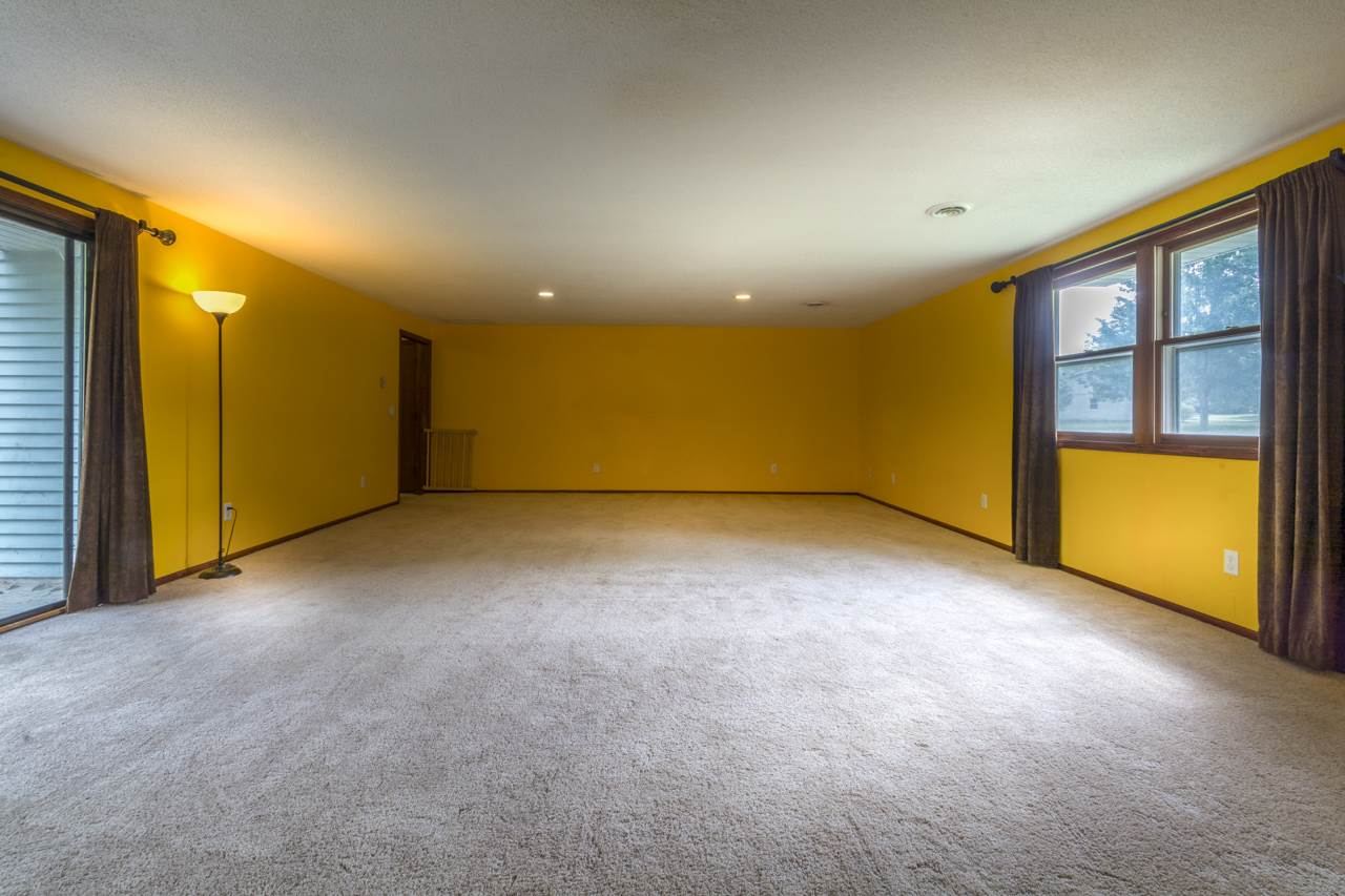 9816 Saratoga Road Fort Wayne, IN 46804 - Photo 7 of 34 Gallery Image 7