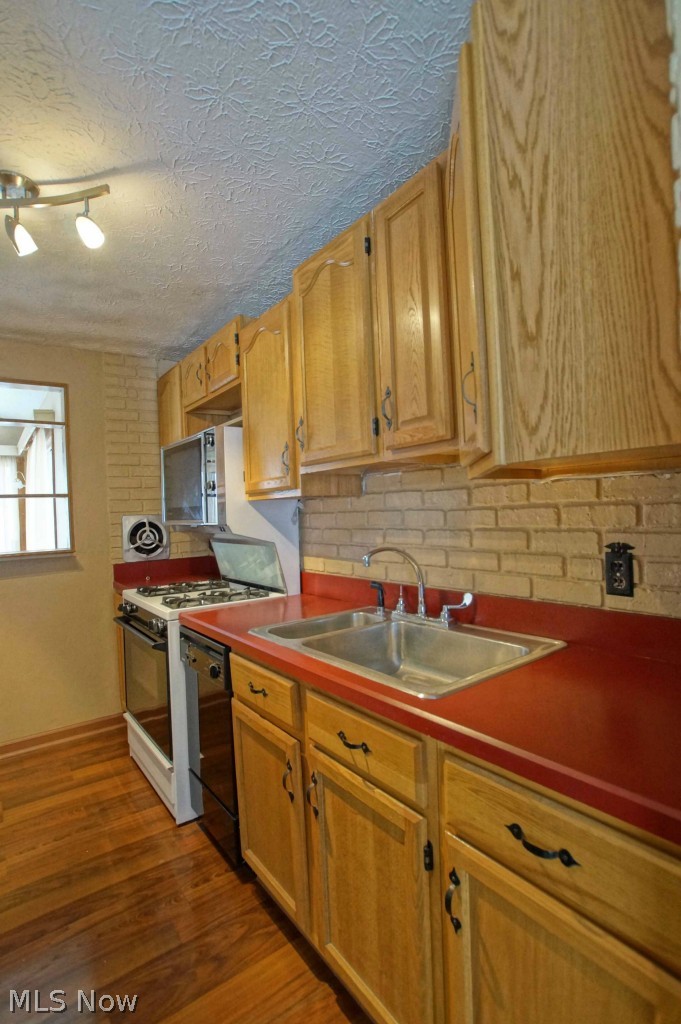 1756 Falkirk Road Madison, OH 44057 - Photo 8 of 20